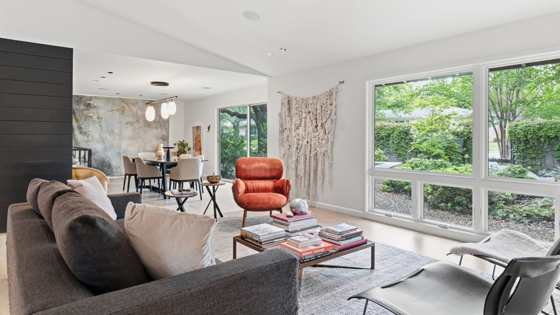 Austin luxury home photographed by Waterloo Real Estate Media